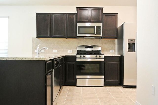 3809 BLACK GRANITE DR, Austin, TX 78744