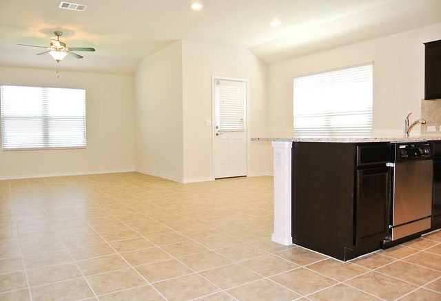 3809 BLACK GRANITE DR, Austin, TX 78744