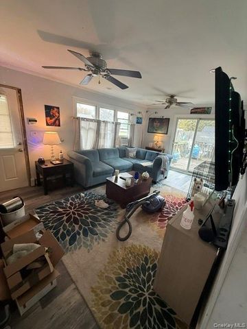 10 Whittier Drive, Mastic Beach, NY 11951