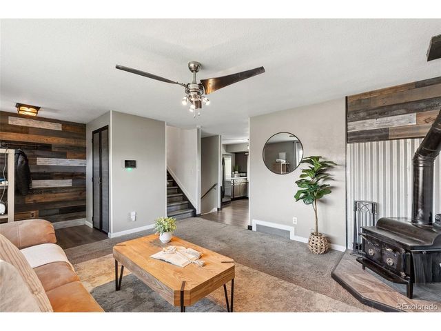 4475 London Ln, Colorado Springs, CO 80916