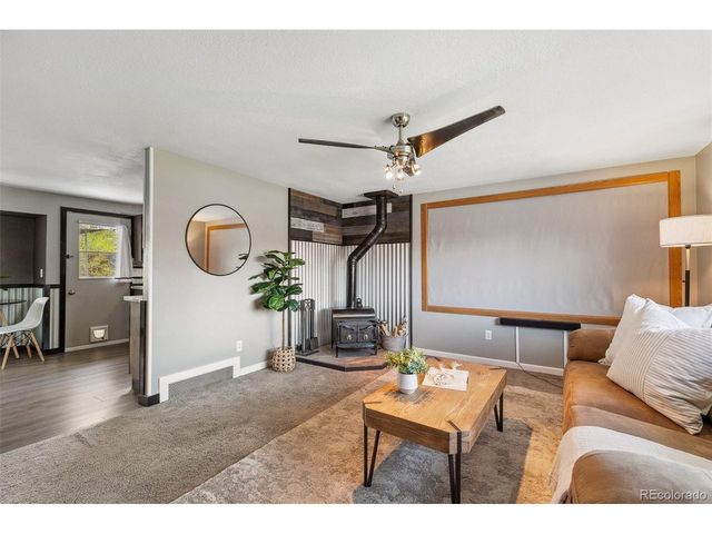 4475 London Ln, Colorado Springs, CO 80916