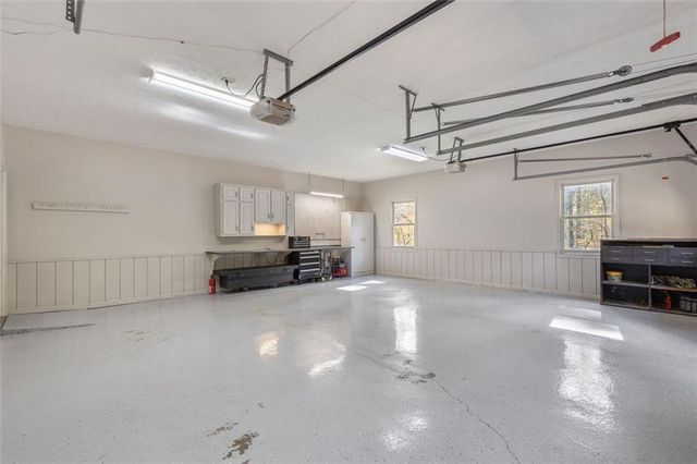 5768 LOST GROVE NW Drive, Lilburn, GA 30047