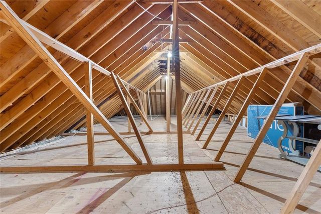 5768 LOST GROVE NW Drive, Lilburn, GA 30047