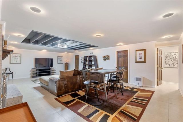 5768 LOST GROVE NW Drive, Lilburn, GA 30047