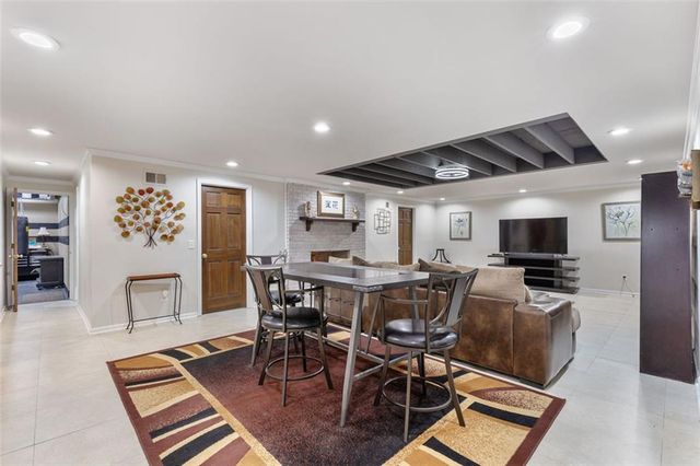 5768 LOST GROVE NW Drive, Lilburn, GA 30047