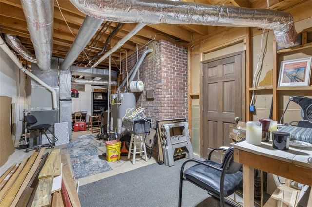 5768 LOST GROVE NW Drive, Lilburn, GA 30047