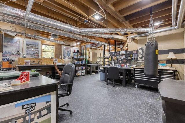 5768 LOST GROVE NW Drive, Lilburn, GA 30047