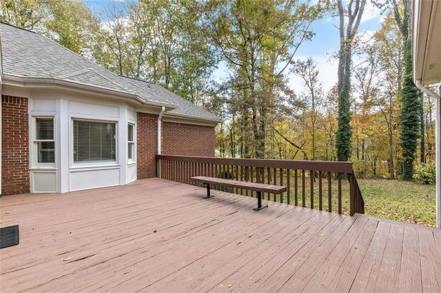 5768 LOST GROVE NW Drive, Lilburn, GA 30047