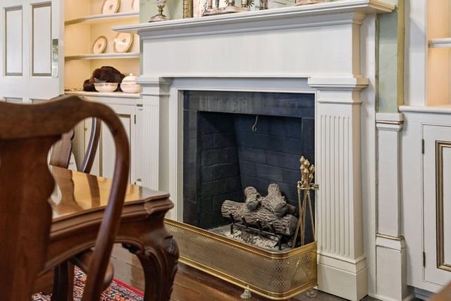 30 Hasell Street, Charleston, SC 29401