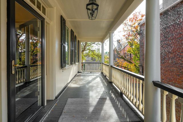 30 Hasell Street, Charleston, SC 29401