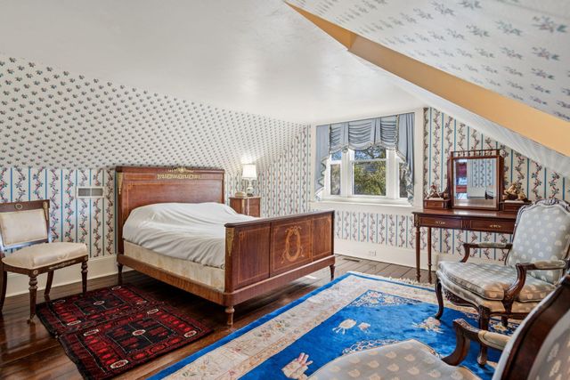 30 Hasell Street, Charleston, SC 29401