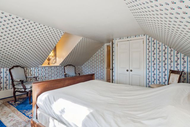 30 Hasell Street, Charleston, SC 29401