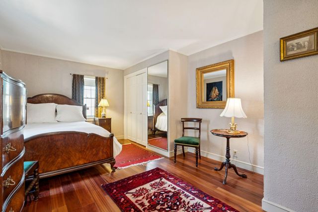 30 Hasell Street, Charleston, SC 29401