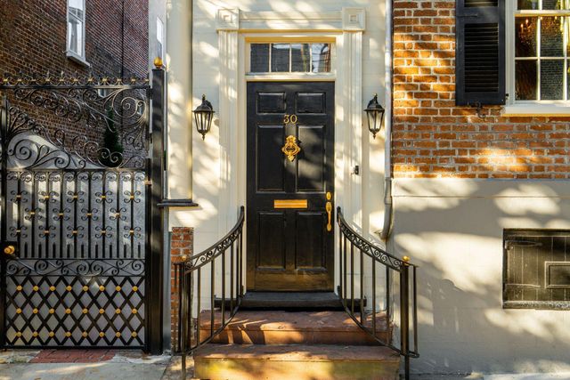 30 Hasell Street, Charleston, SC 29401