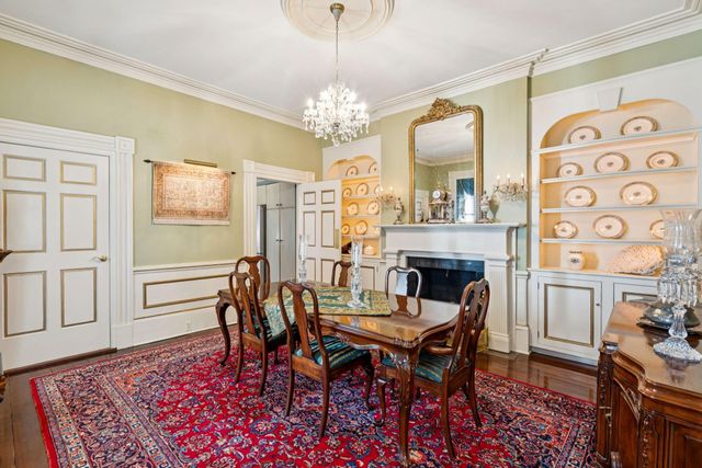 30 Hasell Street, Charleston, SC 29401