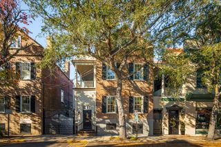 30 Hasell Street, Charleston, SC 29401