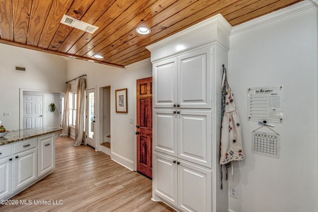 12 Eagles Point, Brandon, MS 39047