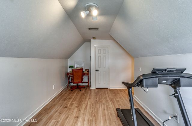 12 Eagles Point, Brandon, MS 39047