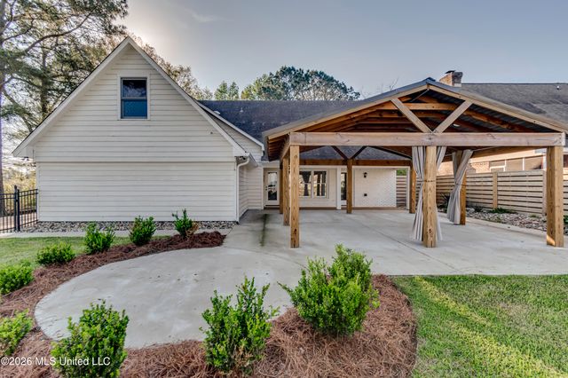 12 Eagles Point, Brandon, MS 39047