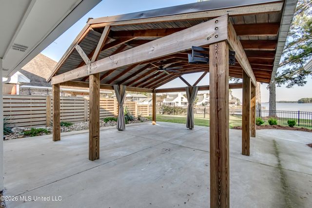 12 Eagles Point, Brandon, MS 39047