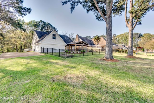 12 Eagles Point, Brandon, MS 39047