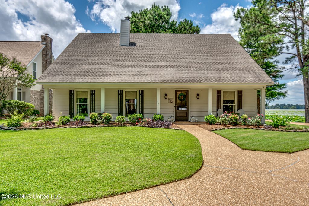 12 Eagles Point, Brandon, MS 39047