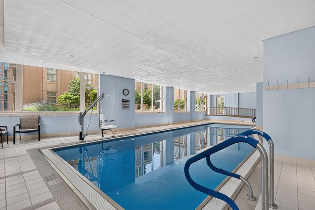 25 E Superior Street 1006, Chicago, IL 60611