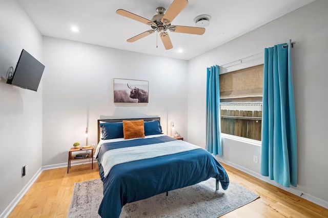 5630 Kiam Street B, Houston, TX 77007