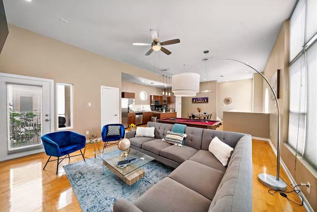 5630 Kiam Street B, Houston, TX 77007