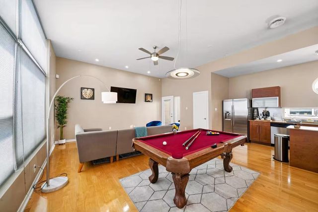 5630 Kiam Street B, Houston, TX 77007