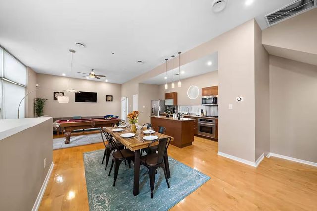 5630 Kiam Street B, Houston, TX 77007