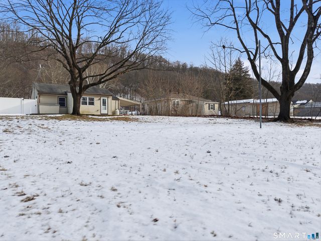 57 Hellstrom Road, East Haven, CT 06512