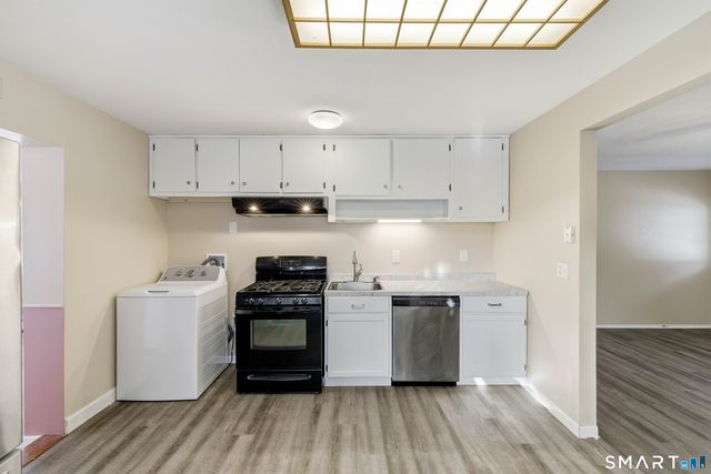 57 Hellstrom Road, East Haven, CT 06512