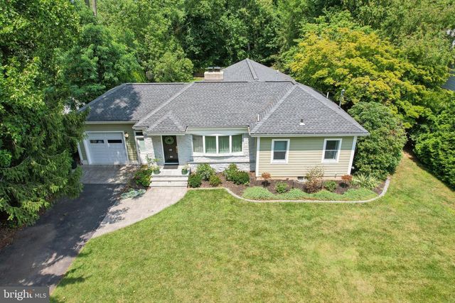 75 BIRCHWOOD KNLS, Lawrence Twp, NJ 08648