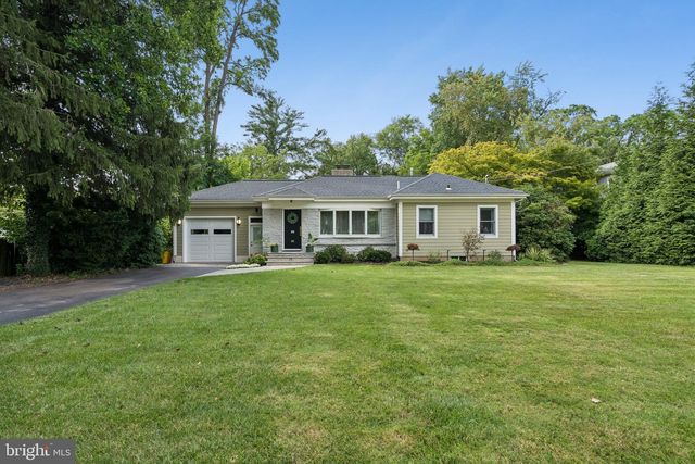 75 BIRCHWOOD KNLS, Lawrence Twp, NJ 08648