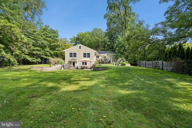 75 BIRCHWOOD KNLS, Lawrence Twp, NJ 08648