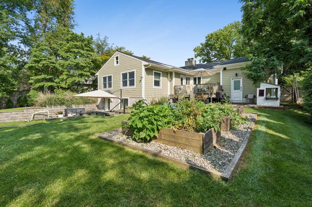 75 BIRCHWOOD KNLS, Lawrence Twp, NJ 08648
