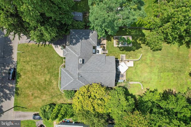 75 BIRCHWOOD KNLS, Lawrence Twp, NJ 08648