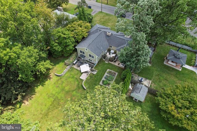 75 BIRCHWOOD KNLS, Lawrence Twp, NJ 08648