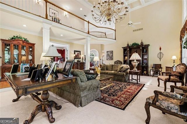 860 Club Chase Lane, Roswell, GA 30076