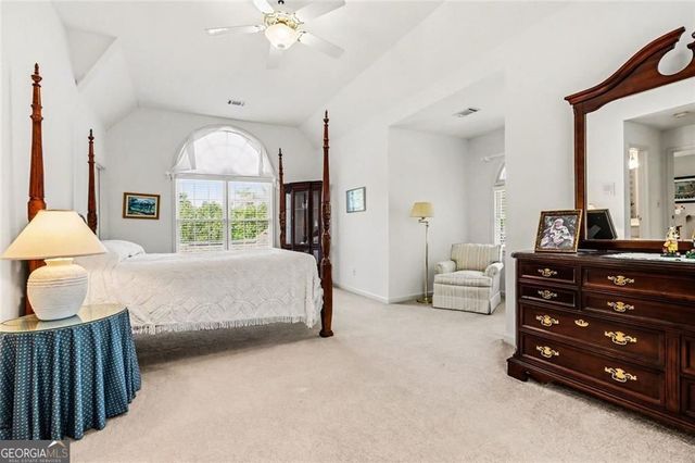 860 Club Chase Lane, Roswell, GA 30076