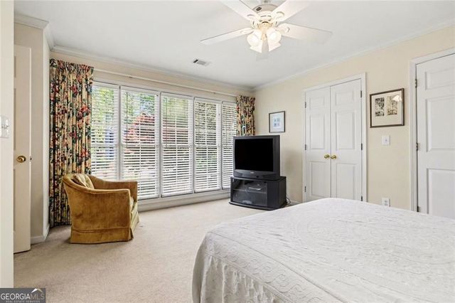 860 Club Chase Lane, Roswell, GA 30076