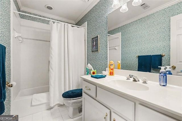 860 Club Chase Lane, Roswell, GA 30076