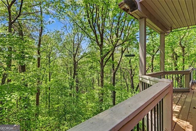 860 Club Chase Lane, Roswell, GA 30076