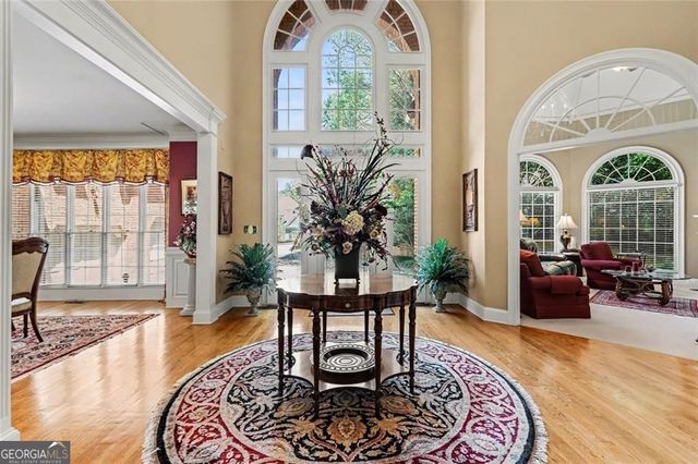 860 Club Chase Lane, Roswell, GA 30076