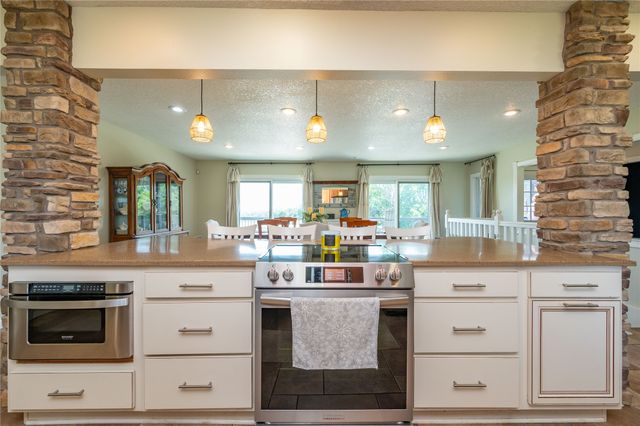 9431 SE 6th Avenue, Runnells, IA 50237