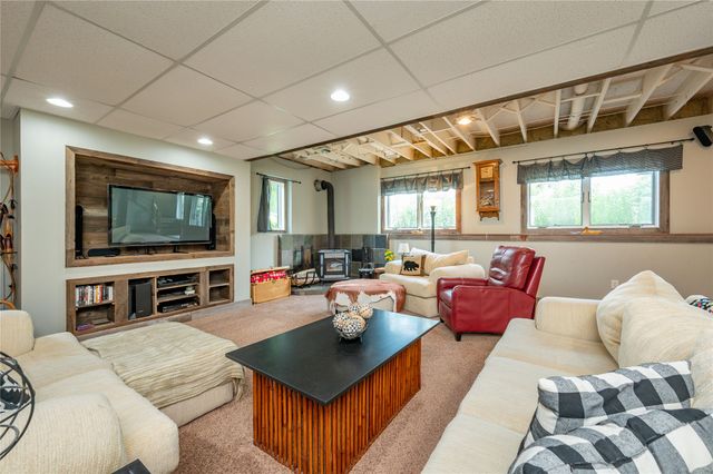 9431 SE 6th Avenue, Runnells, IA 50237