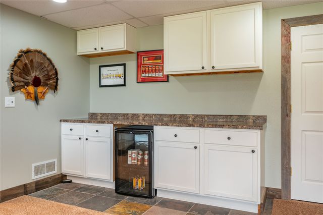 9431 SE 6th Avenue, Runnells, IA 50237