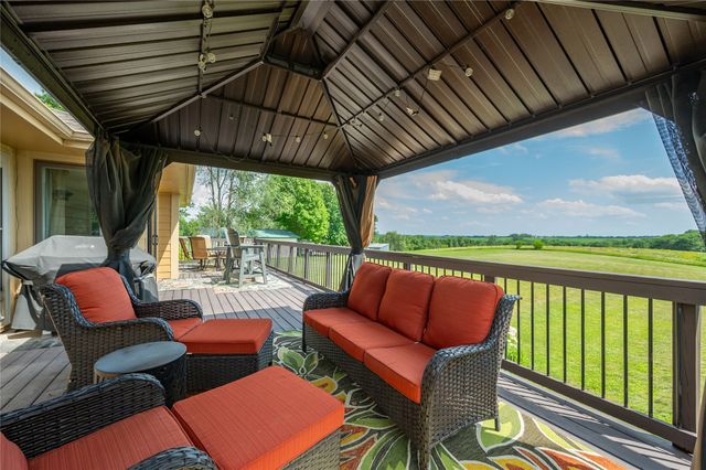 9431 SE 6th Avenue, Runnells, IA 50237