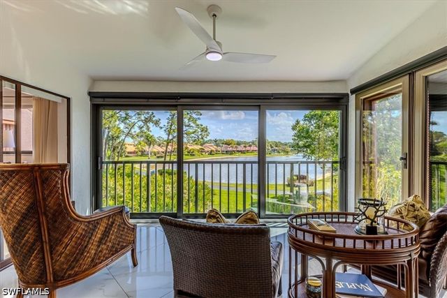 15450 Cedarwood LN 202, Naples, FL 34110